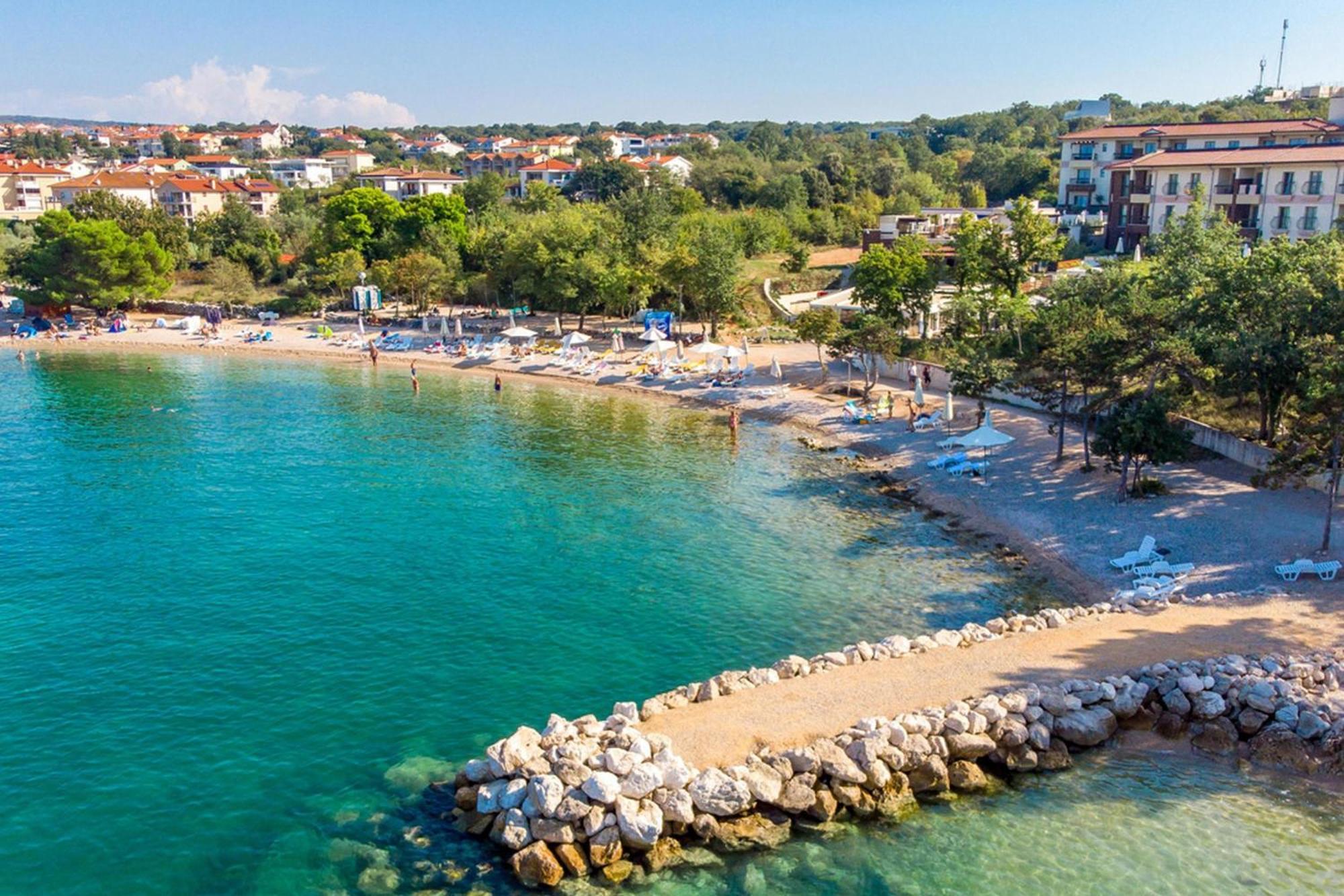 Apartments Brankica Island - Happy Rentals Вантачичи Экстерьер фото